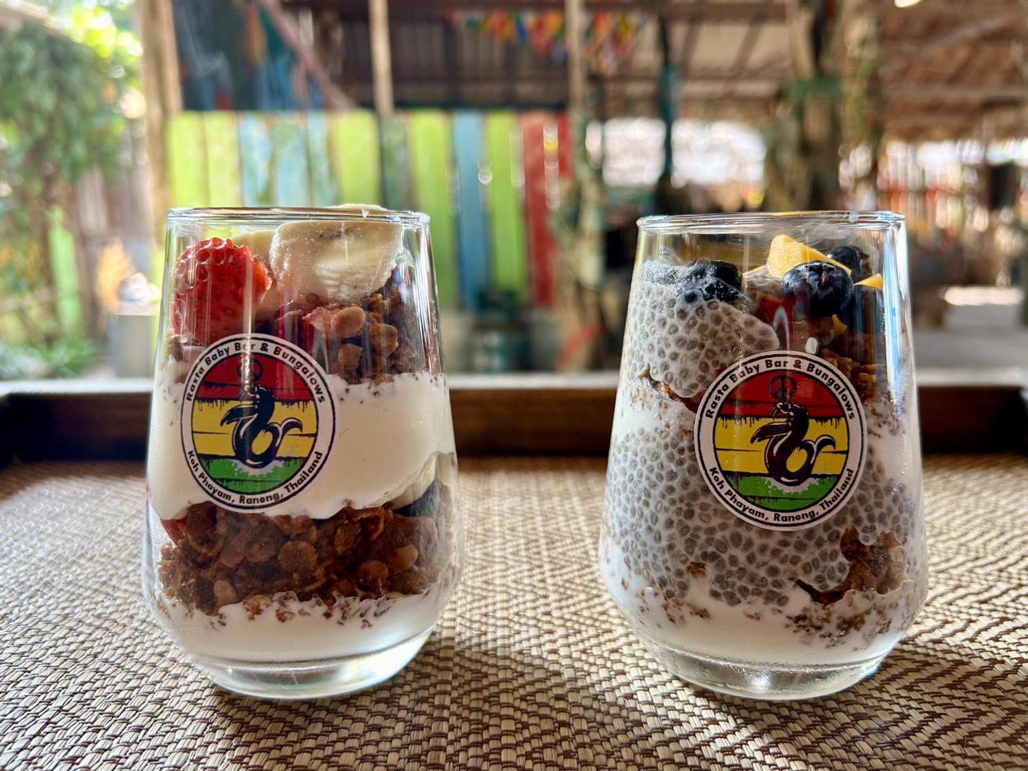 Rasta Baby Bar & Bungalows - Suitable For Young Travelers Koh Phayam Exterior photo